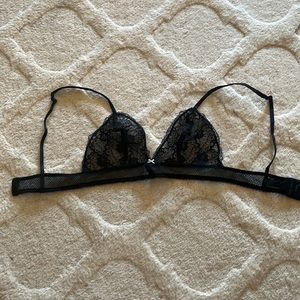 Heidi Klum soft Lacey look no padding bra